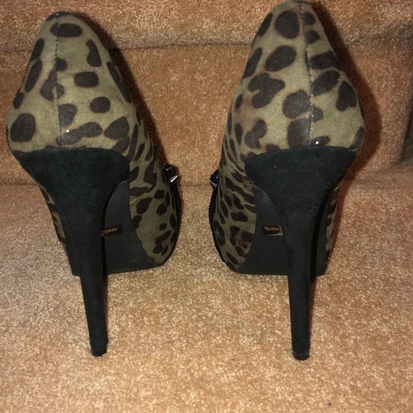 Penny Loves Kenny Leopard Platform Stilettos Heels - Picture 4 of 7
